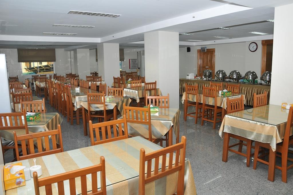 Shwe Phyu Hotel Mandalaj Kültér fotó